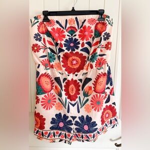 Sleeveless Floral Patterned romper